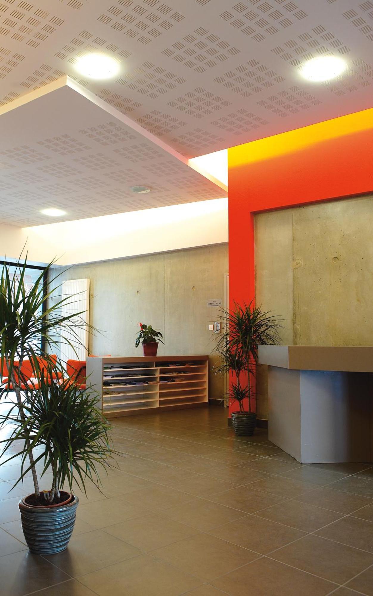Jf Accueil & Formation Cholet Exterior foto