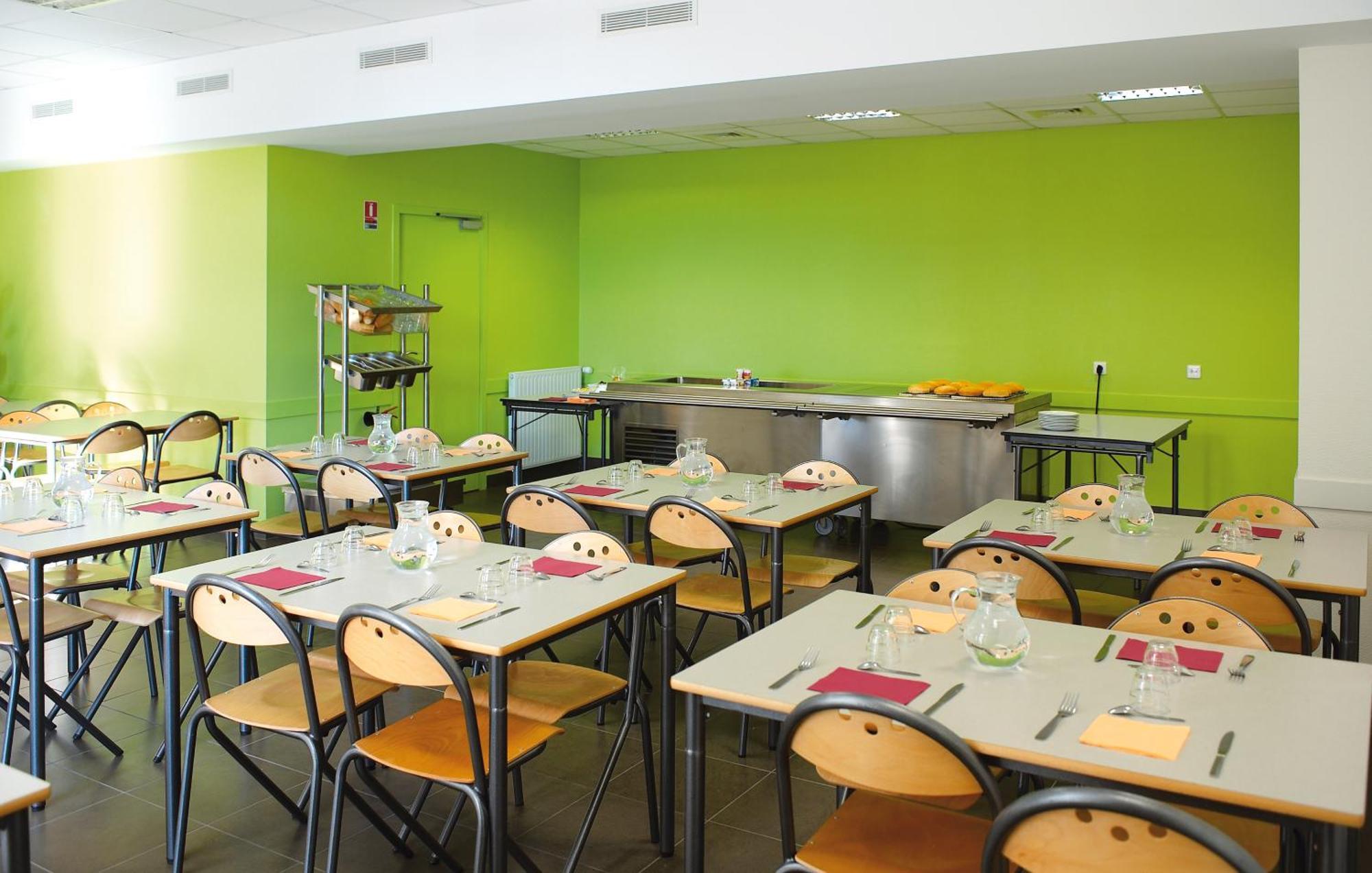 Jf Accueil & Formation Cholet Exterior foto